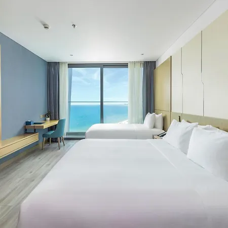Awaken Da Nang Hotel Exterior photo