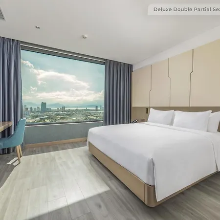 Awaken Da Nang Hotel Exterior photo